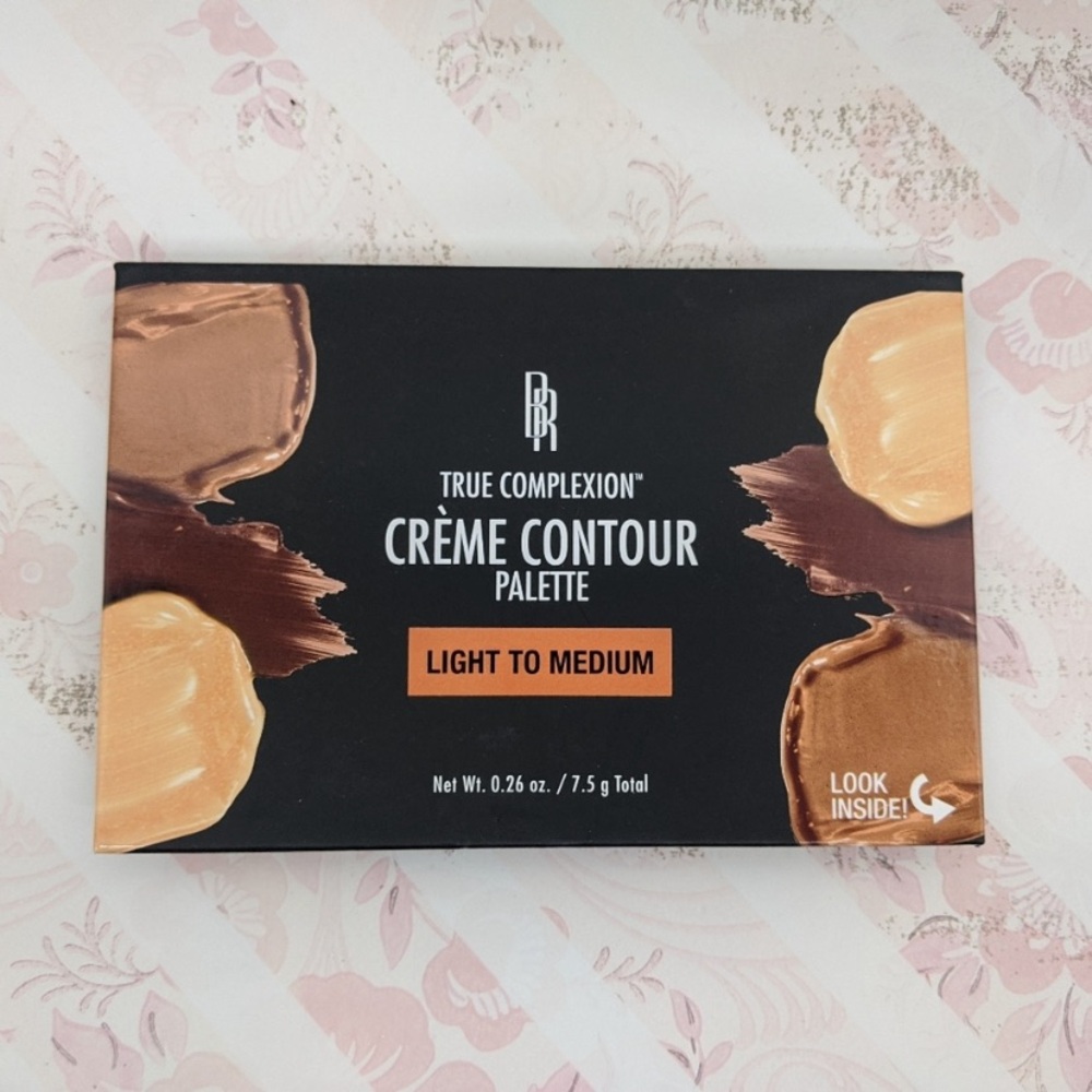 True Complexion Crème Contour Palette light-medium